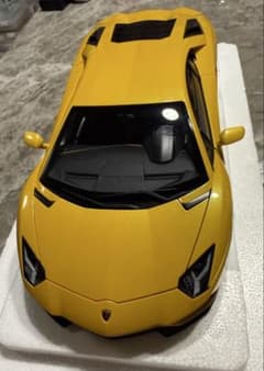 M*G様 オートアート 1/18 福箱 Lamborghini Aventado M*G様 オートアート 1/18 福箱 Lamborghini Aventado - メルカリ