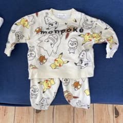 モンポケ　セットアップ　裏起毛のサムネイル