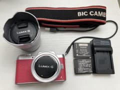 ミラーレスカメラ　LUMIX gf7のサムネイル