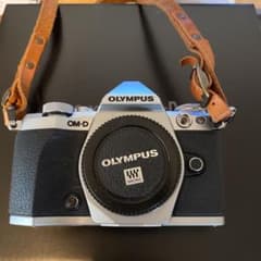 OLYMPUS OM−D E−M5 Mark 2 OM-D E-M5 MARK…のサムネイル