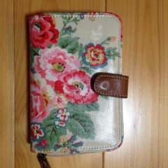 お値下げいたしました^ ^ 財布 cath kidstonのサムネイル