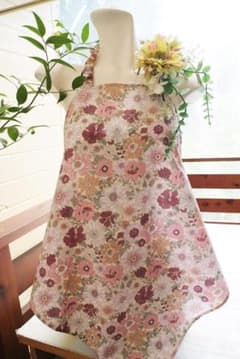 花柄ピンク系 お食事エプロンのサムネイル