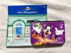 グーフィー チケット柄ポーチ 東京ディズニーリゾート - メルカリ