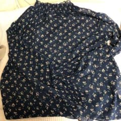 可愛い花柄です。今の時期にぴったりですよ。のサムネイル
