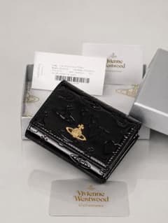 Vivienne Westwoodブラック三つ折り財布 エナメル - メルカリ