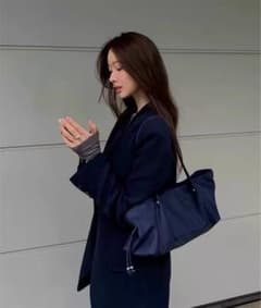 【新品】韓国人気LOEUVRE トートバッグ ネイビー