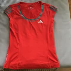 adidasレディースシャツのサムネイル