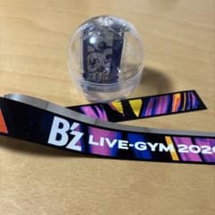 B'z FYOP+ naked カセットテープ型チャーム 6/27 B'z FYOP naked ガチャガチャ 6/28 カセットチャーム - メルカリ