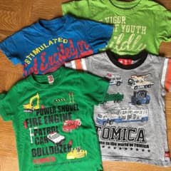 Tシャツ☆100センチ☆トミカ☆4枚セットのサムネイル