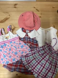 ワンピース　水着　帽子　夏のサムネイル
