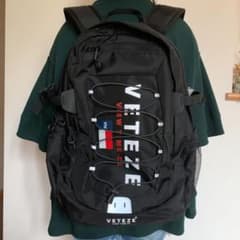 VETEZEのリュックのサムネイル