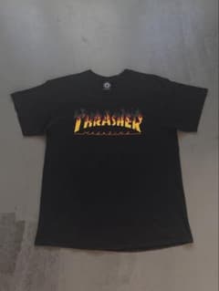 THRASHER MAGAZINE ファイヤーパターン Tシャツのサムネイル
