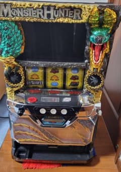 パチスロ モンスターハンター 月下雷鳴 実機のサムネイル