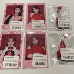 IS:SUE トレカ　アクスタ　6点セットのサムネイル