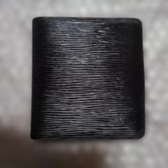Louis Vuitton 二つ折り財布 エピ ブラックのサムネイル