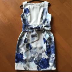 GRACE CONTINENTAL  花柄ワンピースのサムネイル