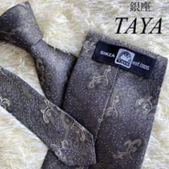極美品✨銀座田屋 GINZA TAYA ネクタイ 総柄のサムネイル