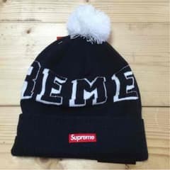 にっちゃん様専用☆supreme ニット帽のサムネイル
