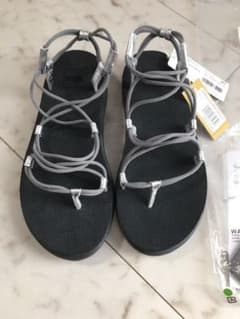 新品未使用品 Teva サンダル ボヤ インフィニティ 23センチのサムネイル