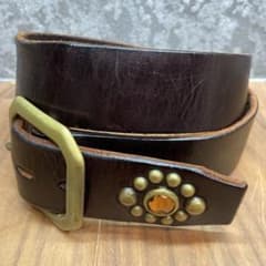 HTC フラワースタッズベルト イエローストーン&ダークブラウンレザー