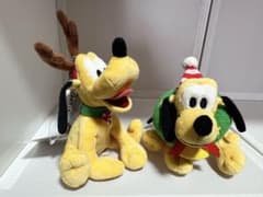 ディズニーストア プルート ぬいぐるみバッチ クリスマスのサムネイル