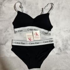 Calvin Klein CK ブラ＆ショーツセット ブラック Sサイズのサムネイル