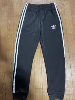 adidas トラックパンツ ジャージのサムネイル