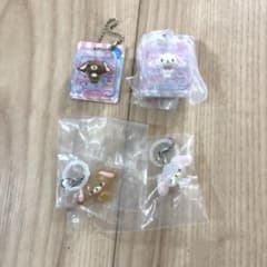 サンリオ　ゆるっとめじるしアクセサリー　ブリスターパッケージ　しろうさ　くろうさのサムネイル