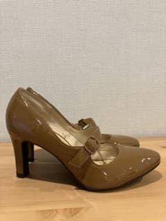 ベージュ ブラウン　ストラップ付き ハイヒールのサムネイル