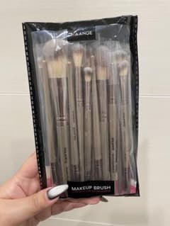 【未使用品】 MAANGE メイクブラシセット シルバーのサムネイル