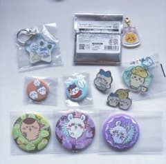ちいかわ グッズ まとめ売り 缶バッジ アクリルチャーム ピンズのサムネイル