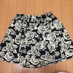 スカート 花柄のサムネイル