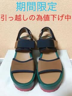 マルニのサンダルのサムネイル