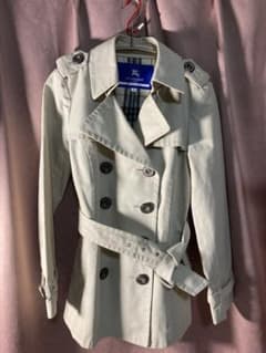 Burberry トレンチコートのサムネイル