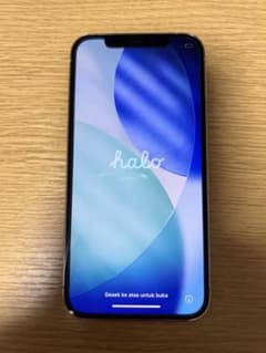 美品　iPhone 12pro シルバー　256GBのサムネイル