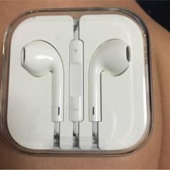 iPhone純正イヤフォンのサムネイル