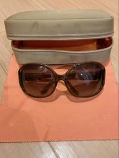 美品新品Christian Roth ブラウン　レディース14238ＢＲ christian roth サングラス 専用ケース付き - メルカリ