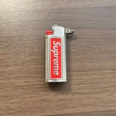 Supreme ライター型キーホルダー シルバー/レッドのサムネイル