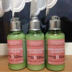 カータン様専用 ロクシタン コンディショナー 35ml x 3のサムネイル