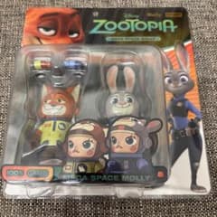 popmart 上海ディズニー　Space Molly ズートピア 限定品】popmart MEGA SPACE MOLLY 100% ズートピア 2点セット