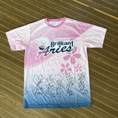 信州ブリリアントアリーズ　選手サイン入シャツのサムネイル