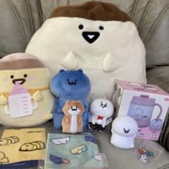 문구와 함께 봉제인형 손수건 외