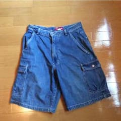 stussyのハーフパンツのサムネイル