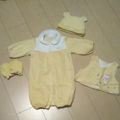 新生児　４点セットロンパースのサムネイル