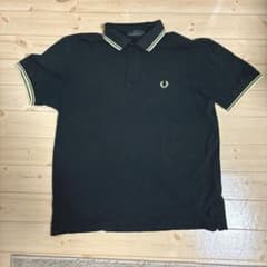 FRED PERRY ポロシャツ ブラック／ゴールドラインのサムネイル