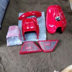 バイクタンクパーツ セット赤 週末限定値引き バイクタンクパーツ セット赤 週末限定値引き - メルカリ
