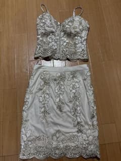 セットアップ ドレス ホワイト ゴールド刺繍のサムネイル
