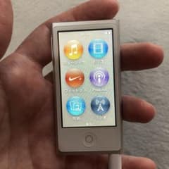 Apple iPod nano 16GB シルバーのサムネイル