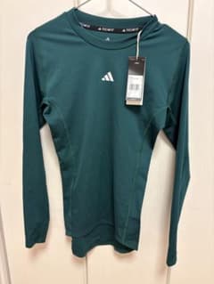 正規品 adidas TECHFIT 長袖インナーのサムネイル