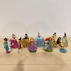 ディズニープリンセス フィギュア 10体 - メルカリ